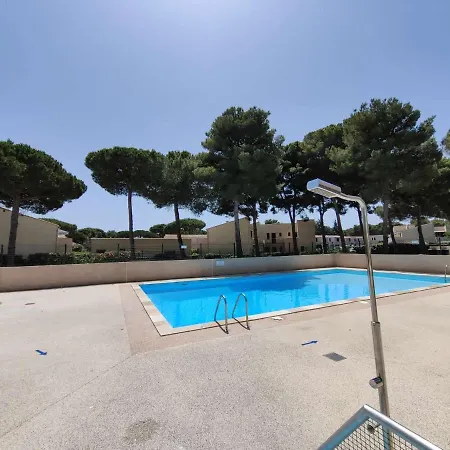 T2 Climatise Avec Piscine, Tennis, Parking - A 1km De La ! - Fr-1-607-174 아파트 *