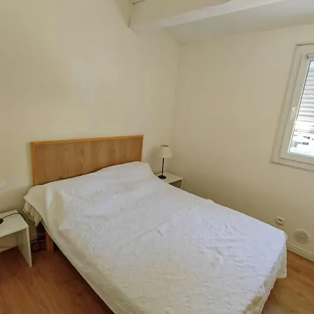 아파트 T2 Climatise Avec Piscine, Tennis, Parking - A 1km De La ! - Fr-1-607-174